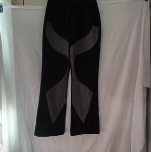 Black denim jeans with grey accents flare bottom